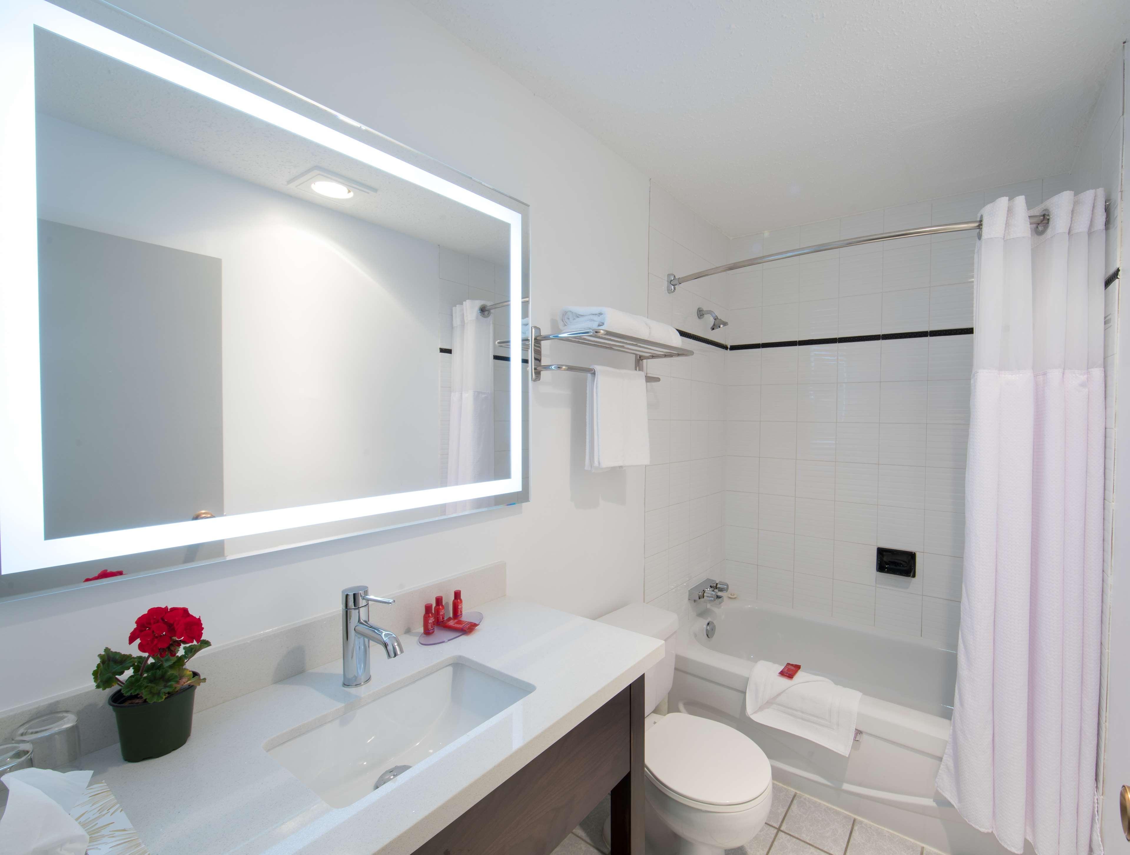 Surestay By Western Motel Castlegar