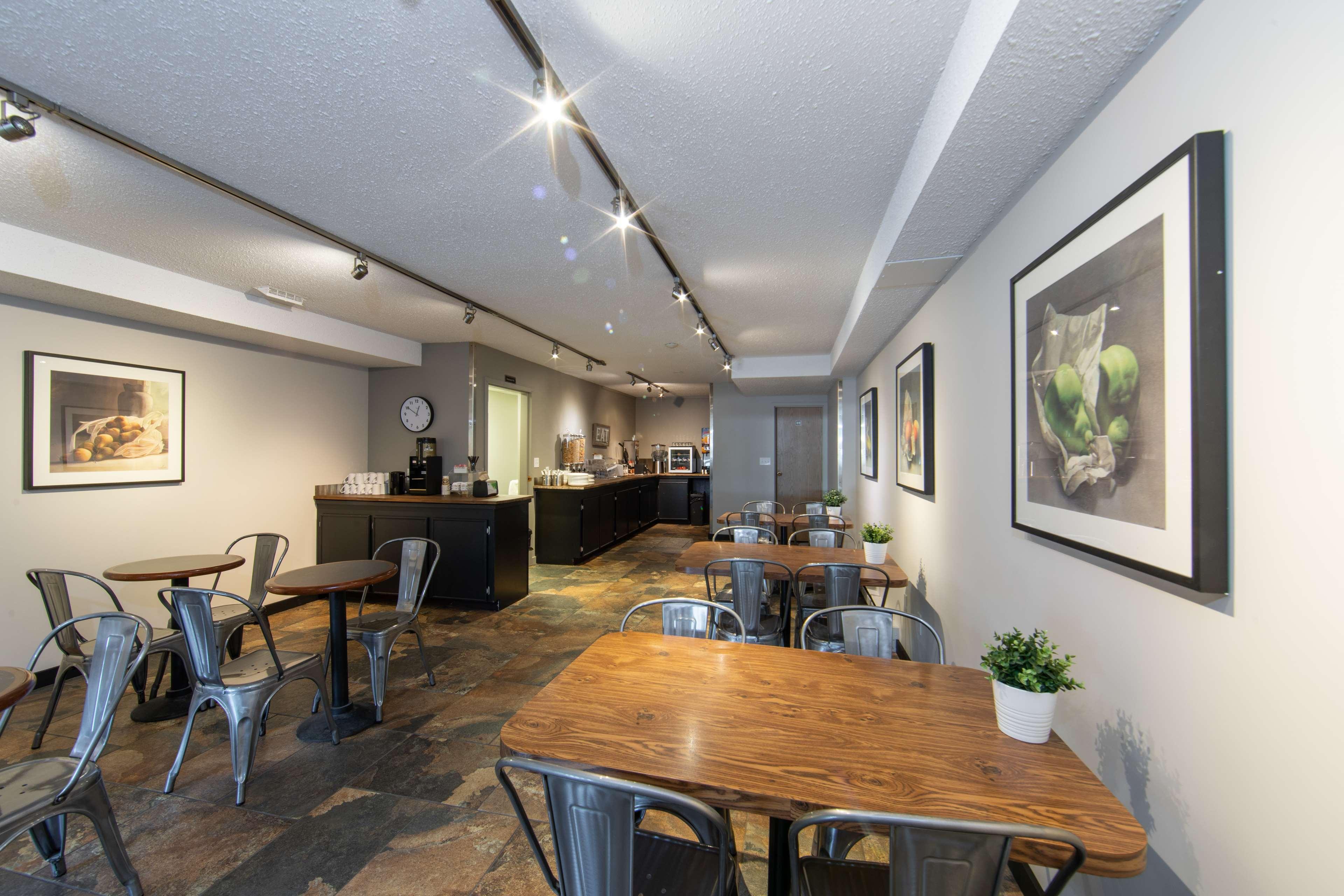 Surestay By Western Motel Castlegar